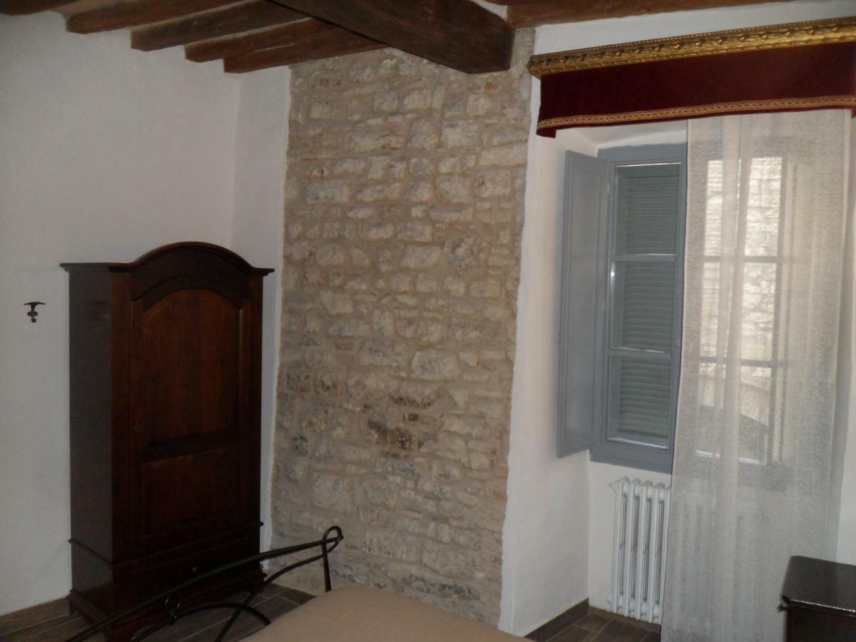 Affittacamere In Centro Gubbio Zewnętrze zdjęcie