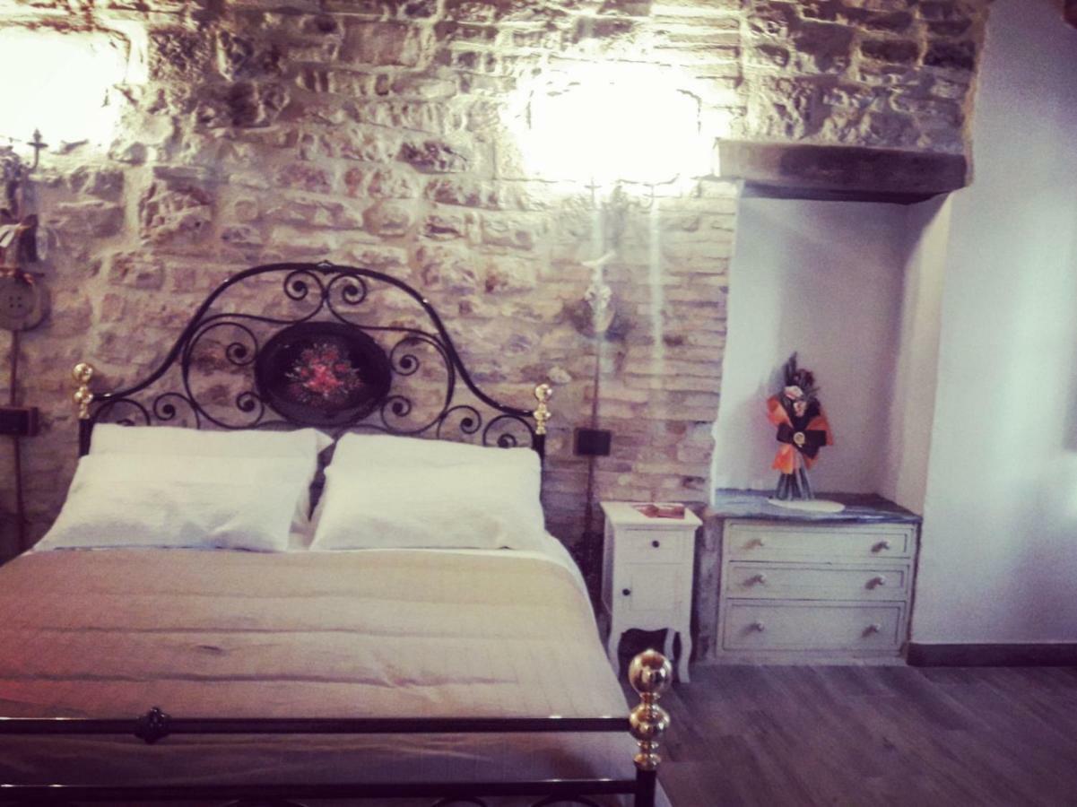 Affittacamere In Centro Gubbio Zewnętrze zdjęcie